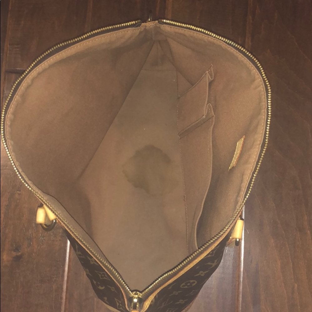 Louis Vuitton Lock It Sachel - Picture 4 of 5